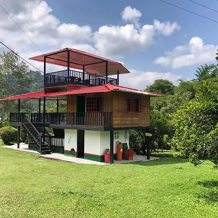 Hermosa cabaña en finca cafetera con zonas verdes, avistamiento de aves, paisaje cafetero San Francisco  Exterior foto