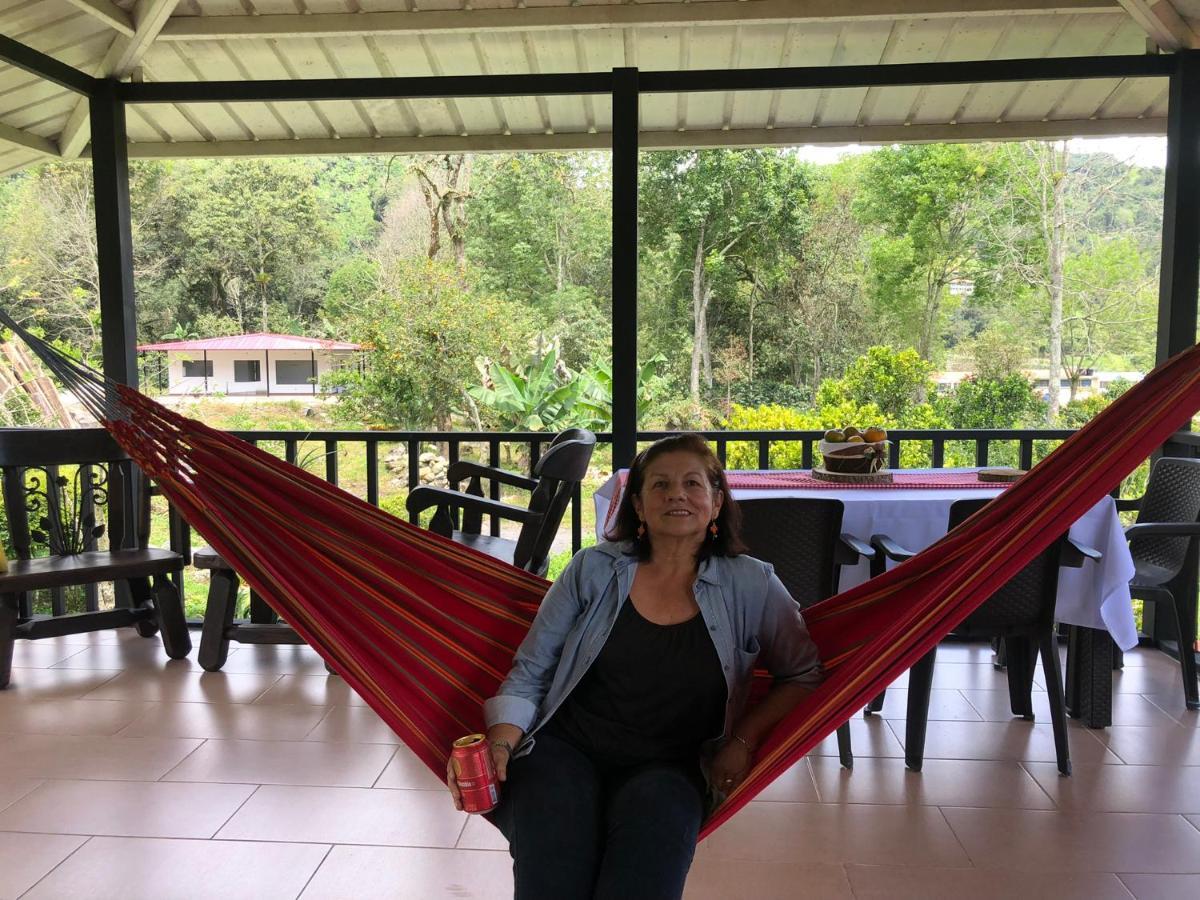 Tipo Glamping En Cafetera Con Zonas Verdes, Avistamiento De Aves, Paisaje Cafetero *