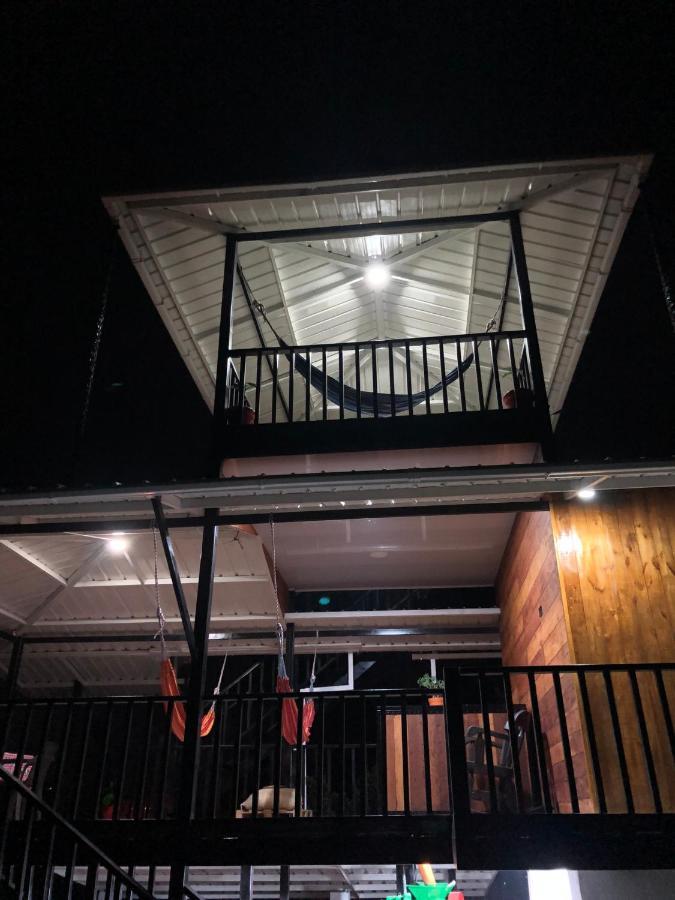 Chalet Tipo Glamping En Cafetera Con Zonas Verdes, Avistamiento De Aves, Paisaje Cafetero