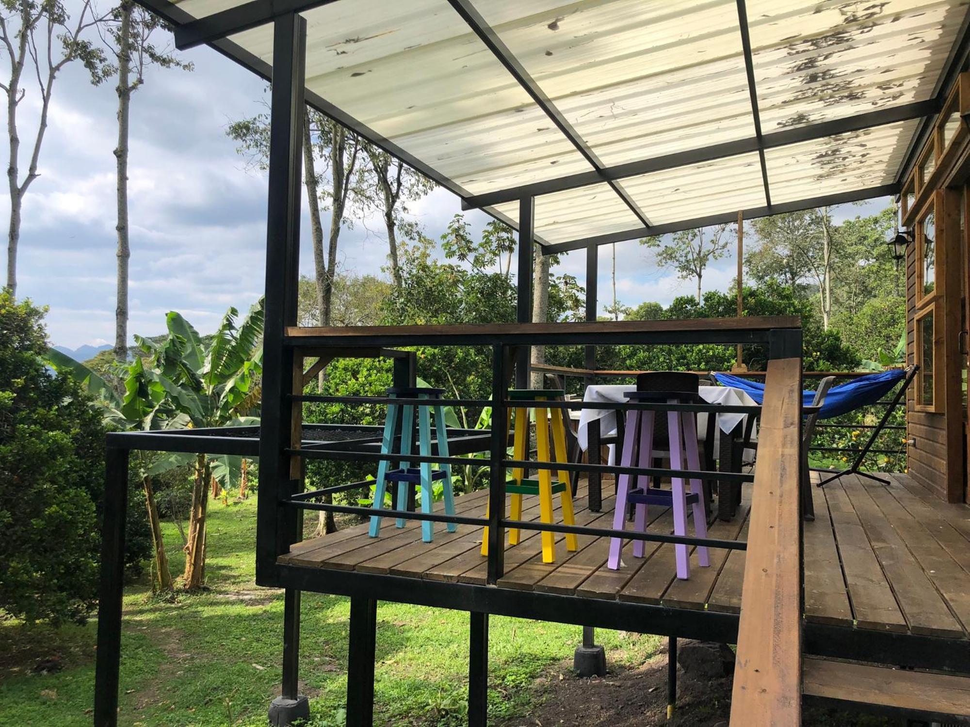 Tipo Glamping En Cafetera Con Zonas Verdes, Avistamiento De Aves, Paisaje Cafetero * San Francisco (Cundinamarca)
